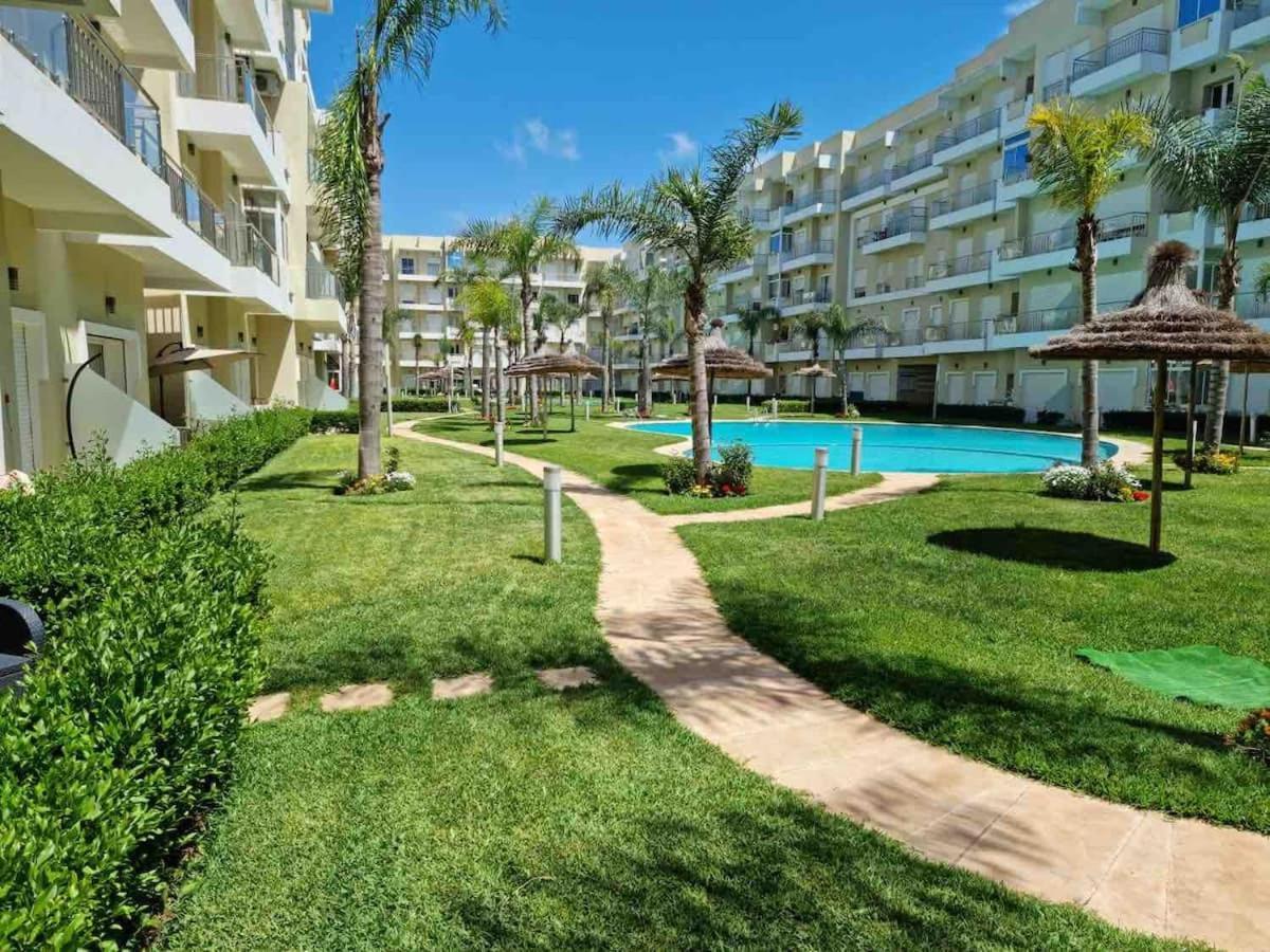 Lux Apartment In Bouznika With Pool Bagian luar foto